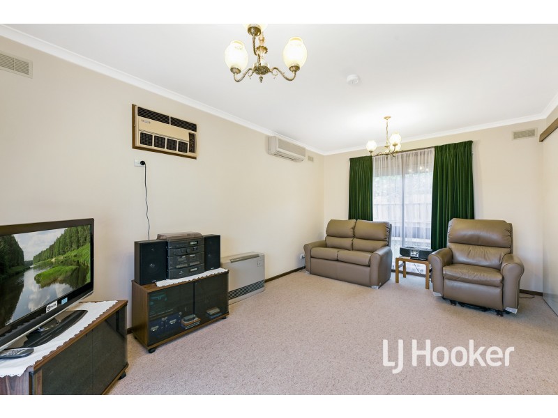 3/2 James Street, Pakenham VIC 3810