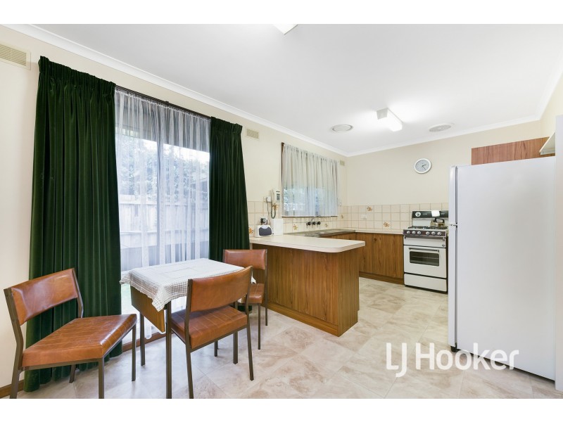 3/2 James Street, Pakenham VIC 3810