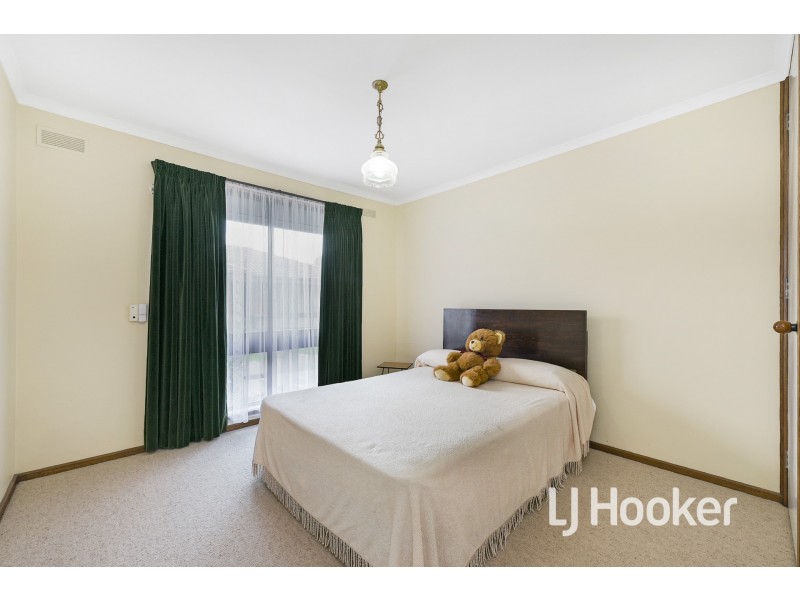 3/2 James Street, Pakenham VIC 3810