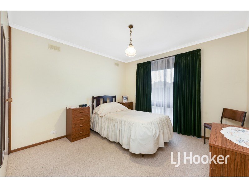 3/2 James Street, Pakenham VIC 3810