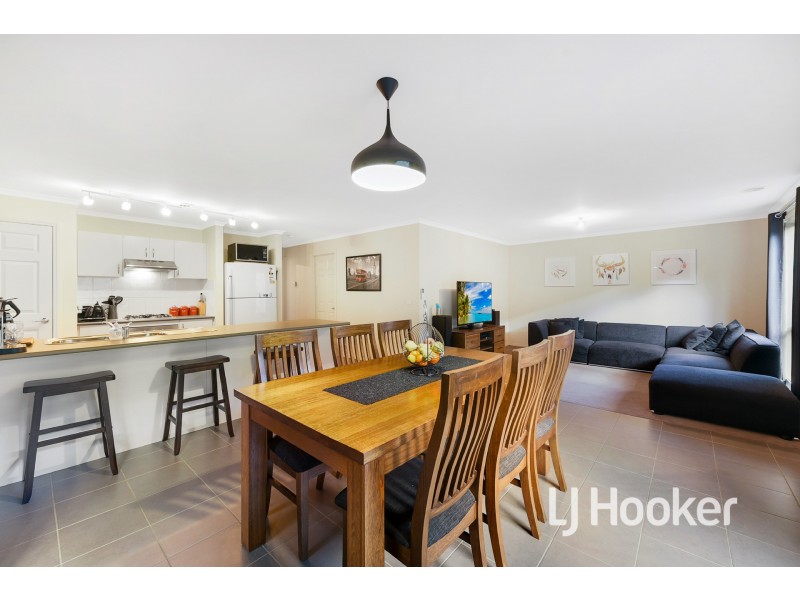 23 Tipperary Circuit, Pakenham VIC 3810