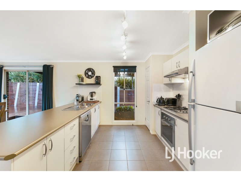 23 Tipperary Circuit, Pakenham VIC 3810