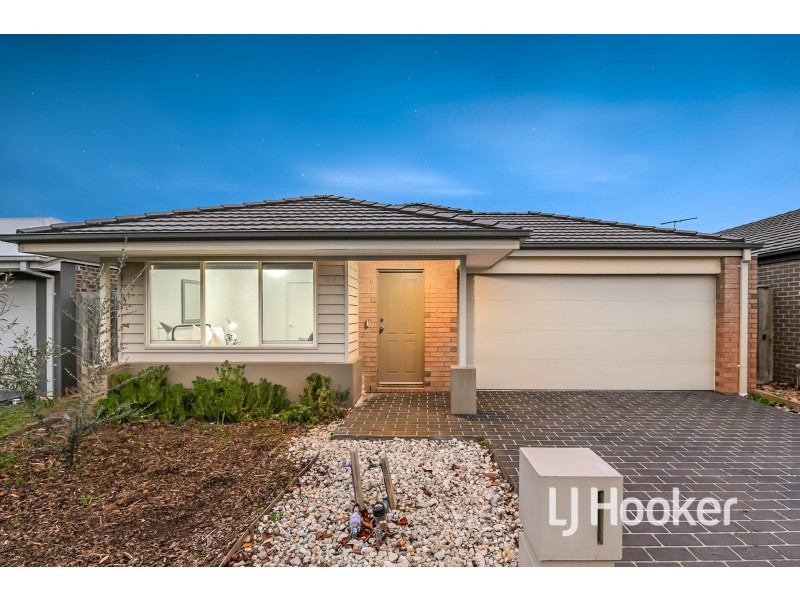 23 Markbeech Crescent, Officer VIC 3809