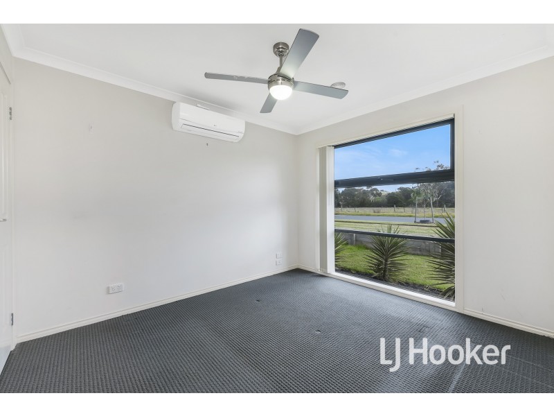 1/142 Toomuc Valley Road, Pakenham VIC 3810