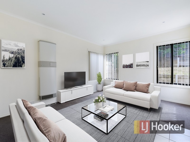 24/103 Army Road, Pakenham VIC 3810