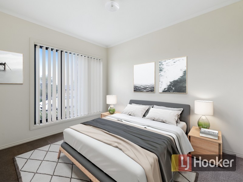 24/103 Army Road, Pakenham VIC 3810