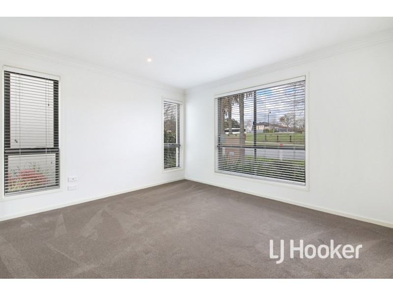 94 Meridian Circuit, Berwick VIC 3806