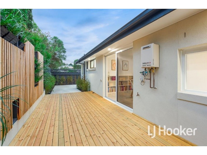 40 Parman Avenue, Pakenham VIC 3810