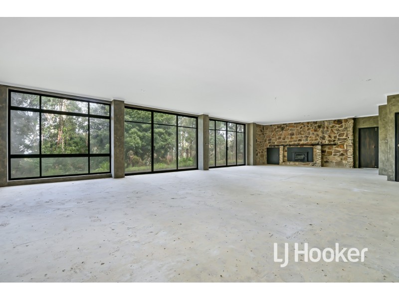 250 Harvie Road, Pakenham Upper VIC 3810