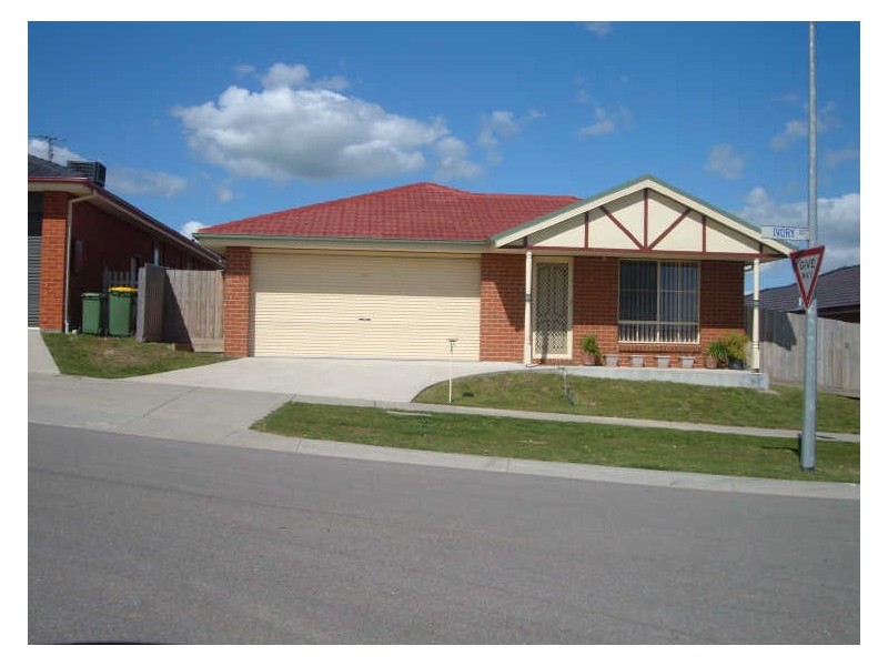 40 Ebony Drive, Pakenham VIC 3810