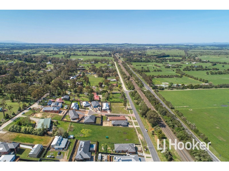 9 Riverside Avenue, Bunyip VIC 3815