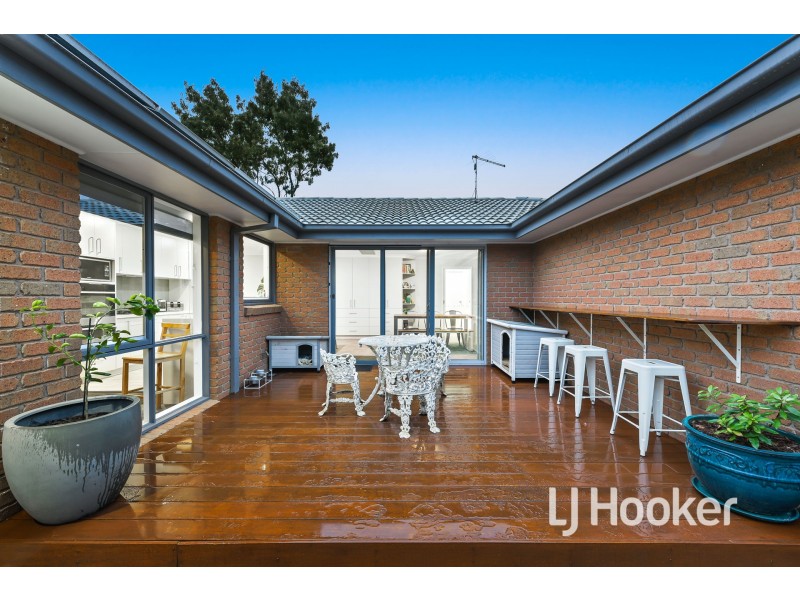 19 Nathan Court, Pakenham VIC 3810