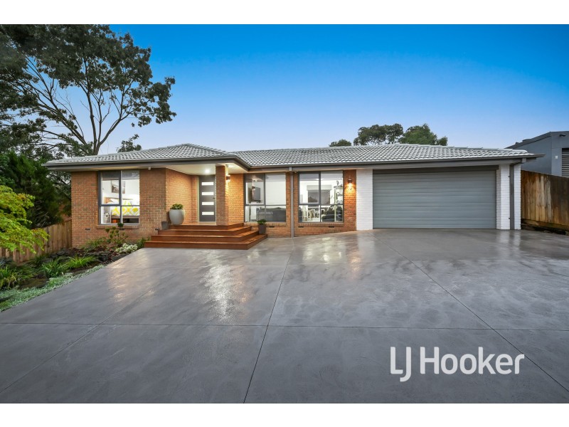 19 Nathan Court, Pakenham VIC 3810