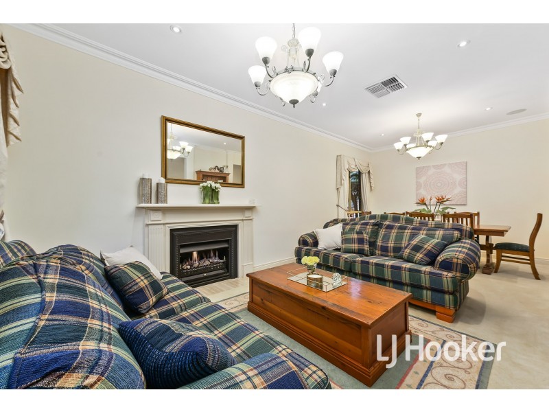 5 Jones Court, Beaconsfield VIC 3807