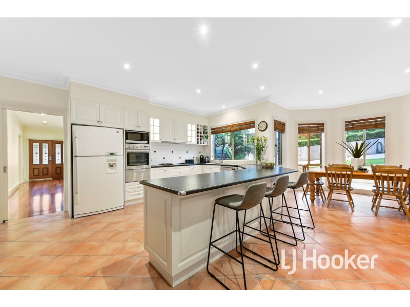 5 Jones Court, Beaconsfield VIC 3807