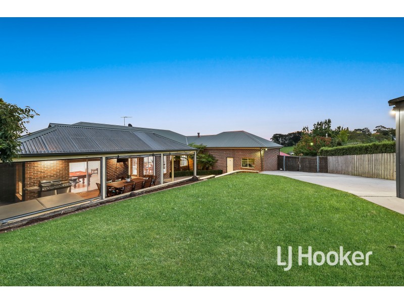 5 Jones Court, Beaconsfield VIC 3807