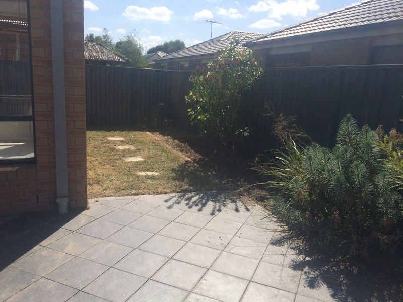 18 Mallee Circuit, Pakenham VIC 3810