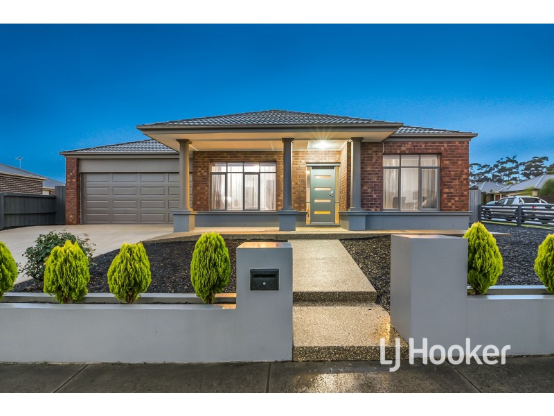 125 Livingstone Boulevard, Pakenham VIC 3810