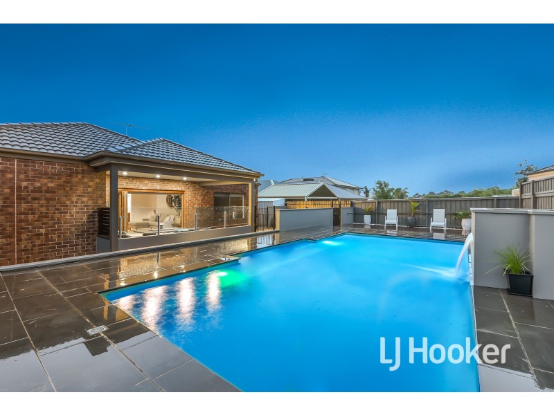 125 Livingstone Boulevard, Pakenham VIC 3810