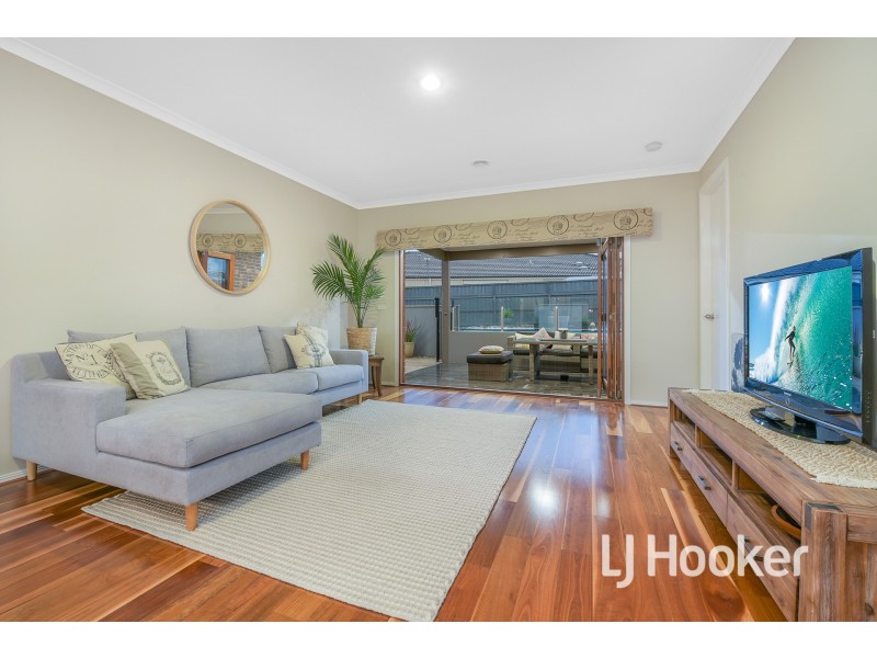 125 Livingstone Boulevard, Pakenham VIC 3810