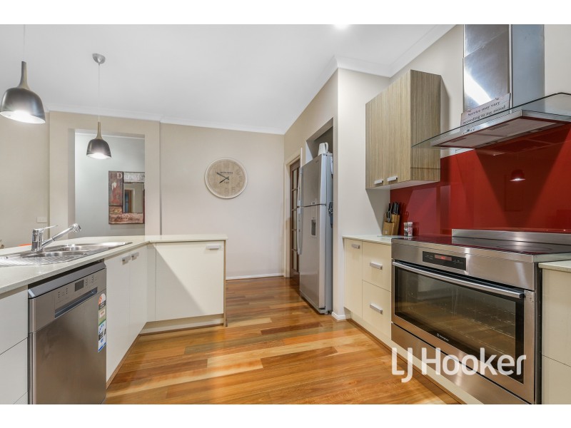 125 Livingstone Boulevard, Pakenham VIC 3810