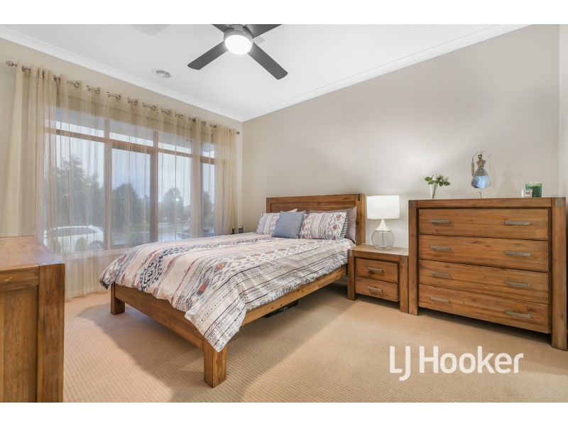 125 Livingstone Boulevard, Pakenham VIC 3810