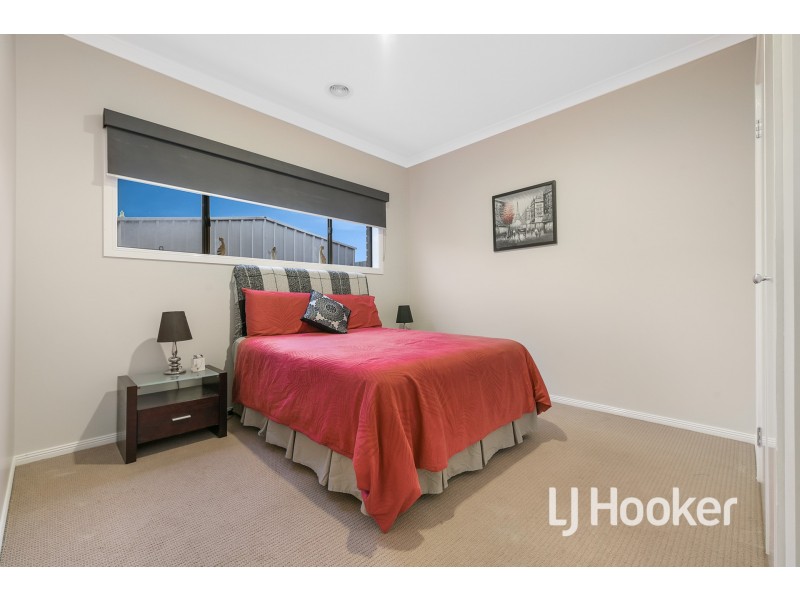 125 Livingstone Boulevard, Pakenham VIC 3810