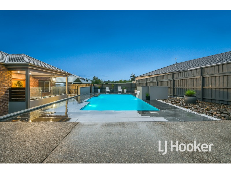 125 Livingstone Boulevard, Pakenham VIC 3810