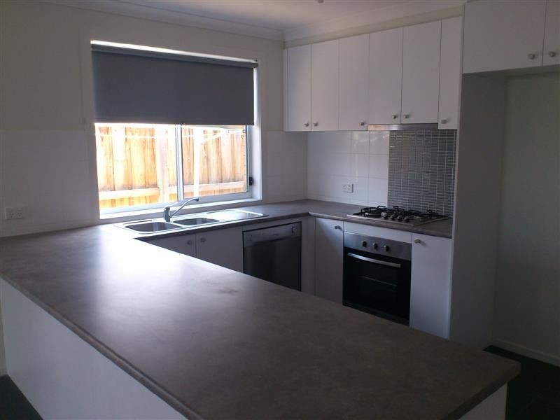 20 Kimberley Grove, Pakenham VIC 3810