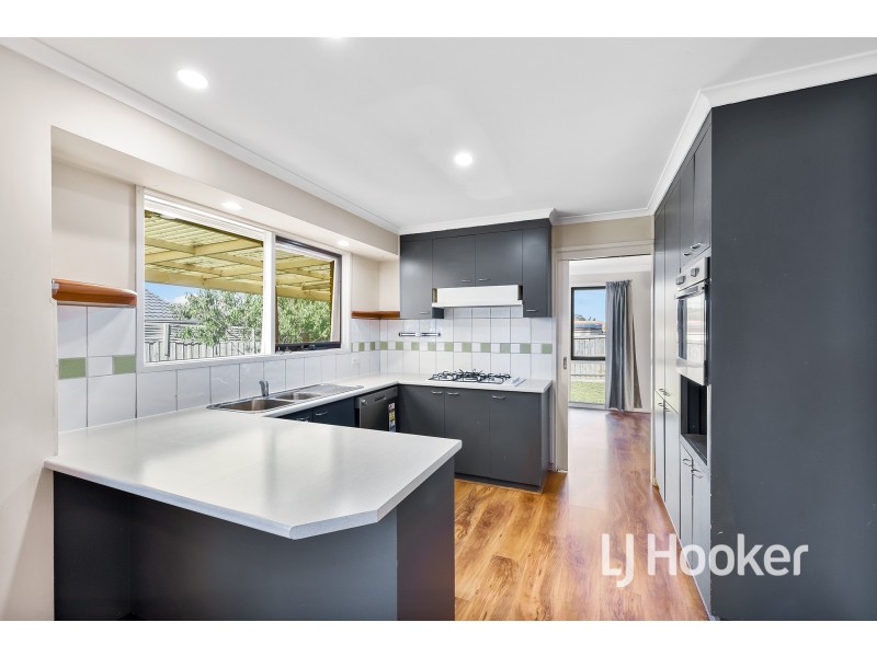 10 Kylie Court, Pakenham VIC 3810
