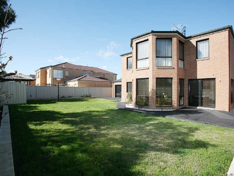 23 Spring Circuit, Pakenham VIC 3810