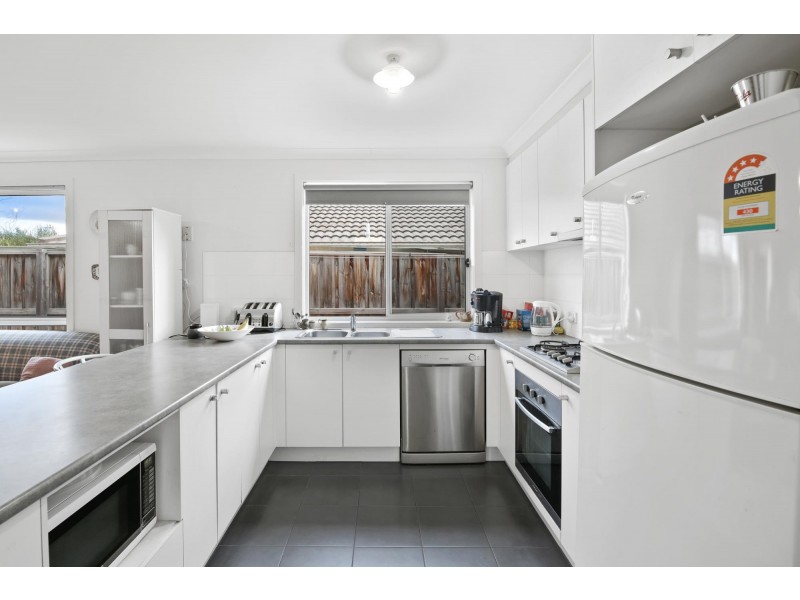 20 Kimberley Grove, Pakenham VIC 3810