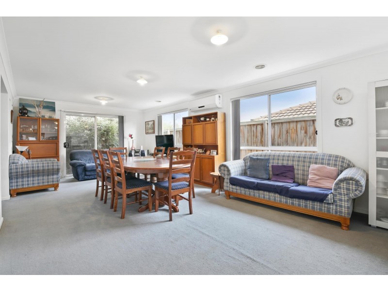 20 Kimberley Grove, Pakenham VIC 3810