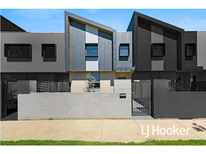 14/89 Henry Street, Pakenham VIC 3810