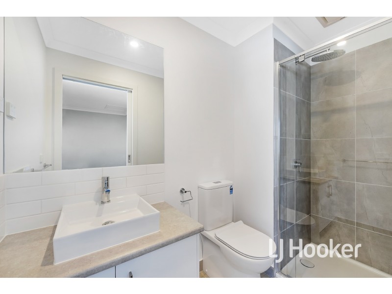 14/89 Henry Street, Pakenham VIC 3810