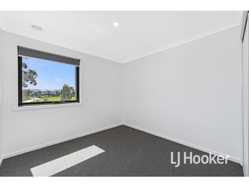 14/89 Henry Street, Pakenham VIC 3810