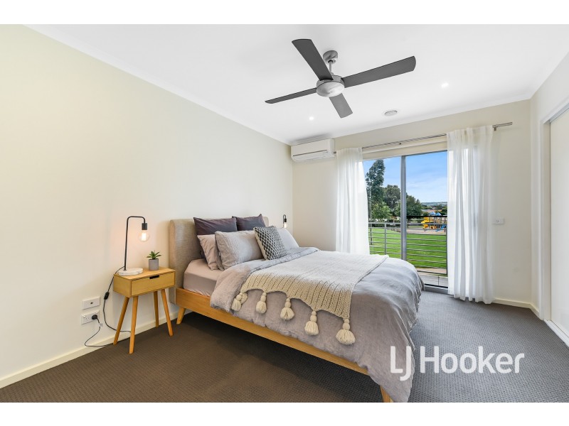 6/11 Howqua Place, Pakenham VIC 3810