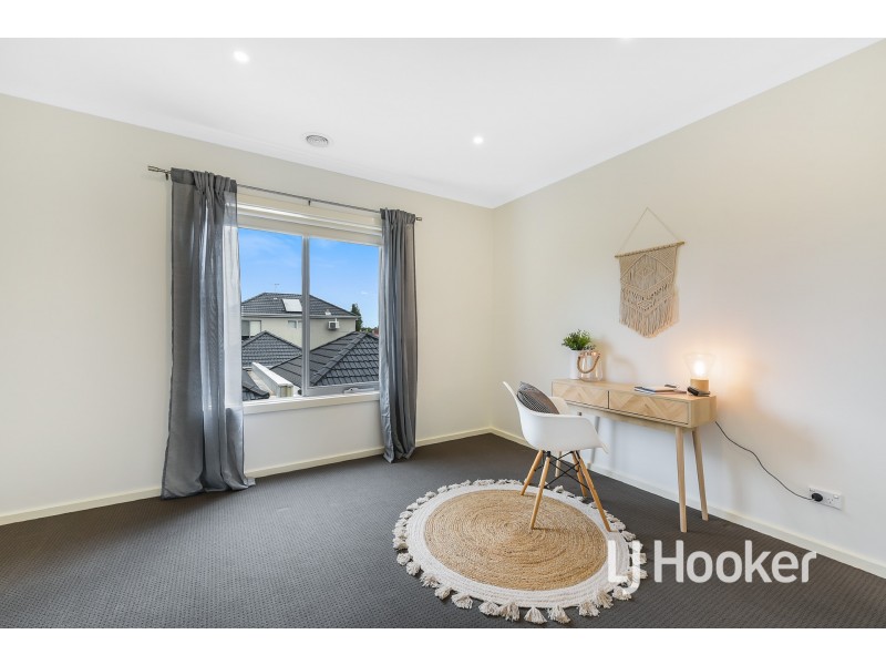 6/11 Howqua Place, Pakenham VIC 3810