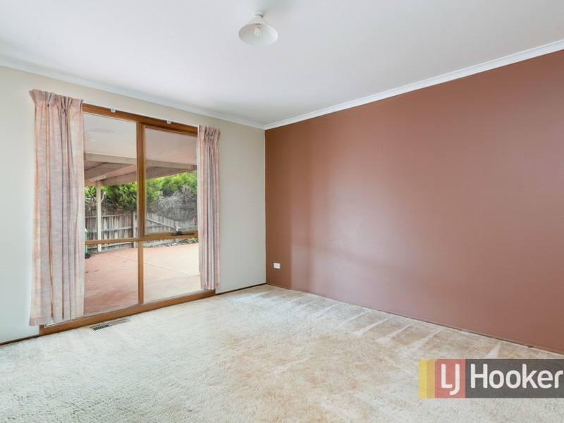 6 Damien Court, Pakenham VIC 3810