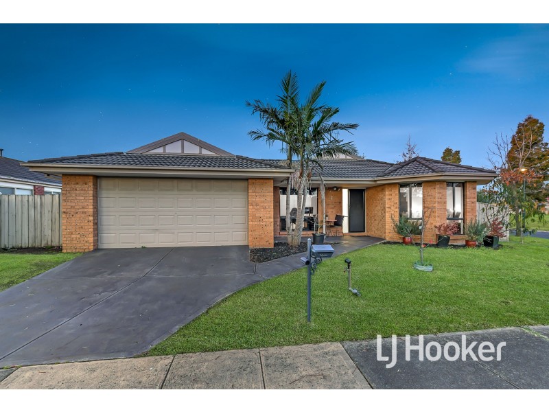 2 Ashwood Grove, Pakenham VIC 3810