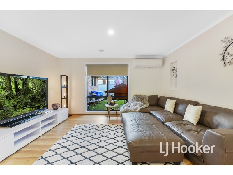 2 Ashwood Grove, Pakenham VIC 3810