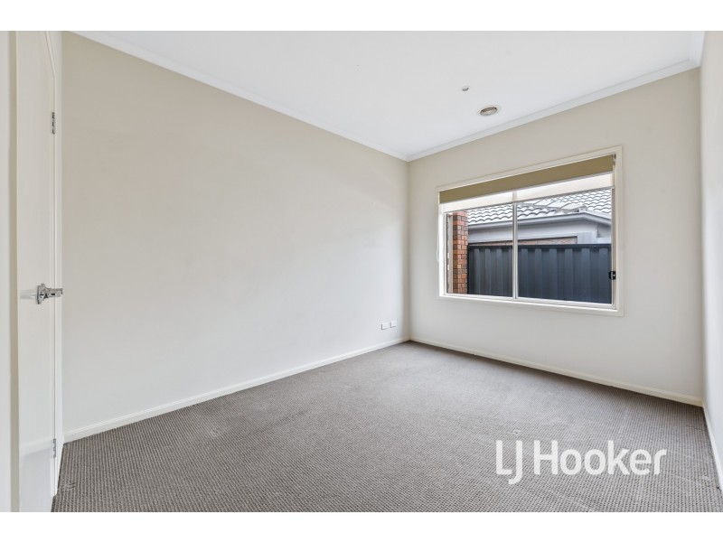 108 Windermere Boulevard, Pakenham VIC 3810