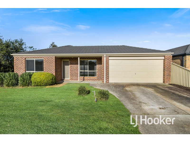 5 Salvia Avenue, Pakenham VIC 3810