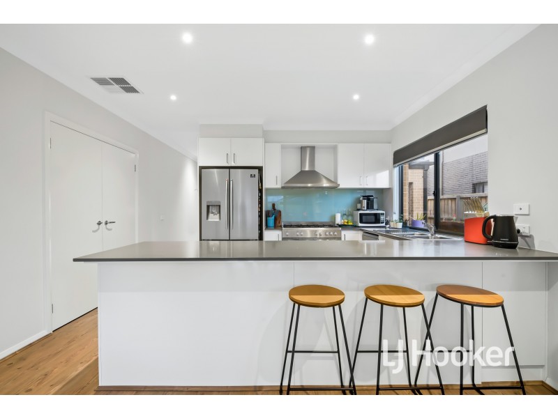 7 Brooklyn Street, Officer VIC 3809