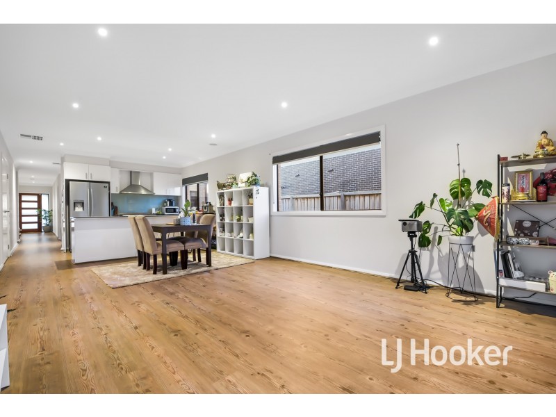 7 Brooklyn Street, Officer VIC 3809