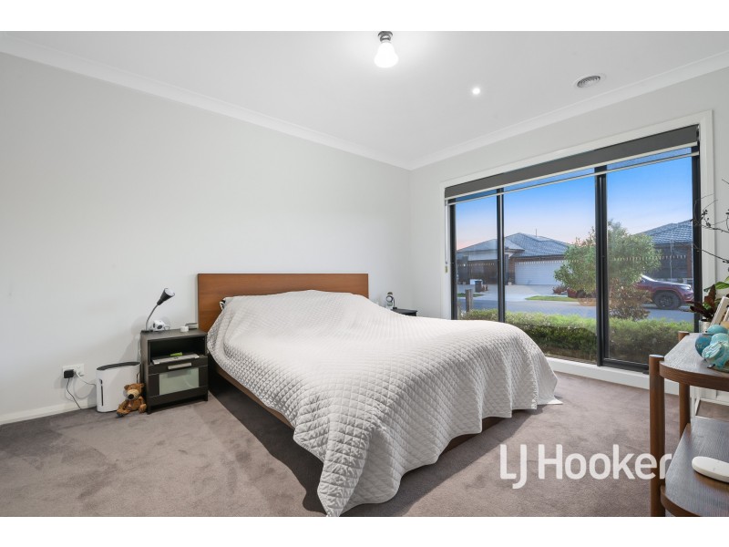 7 Brooklyn Street, Officer VIC 3809