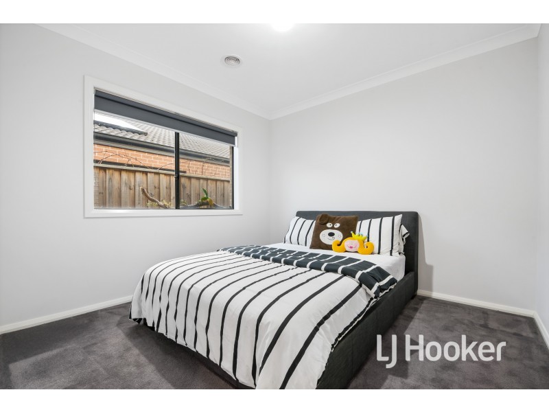 7 Brooklyn Street, Officer VIC 3809