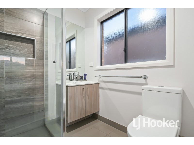 7 Brooklyn Street, Officer VIC 3809