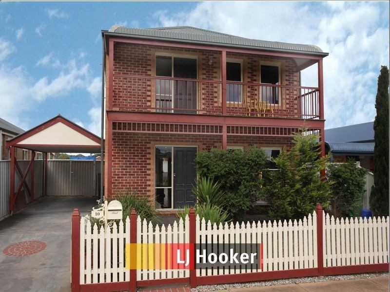 10 Spring Circuit, Pakenham VIC 3810