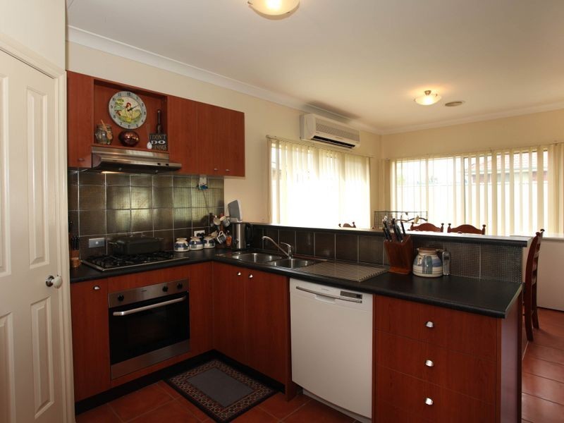 10 Spring Circuit, Pakenham VIC 3810